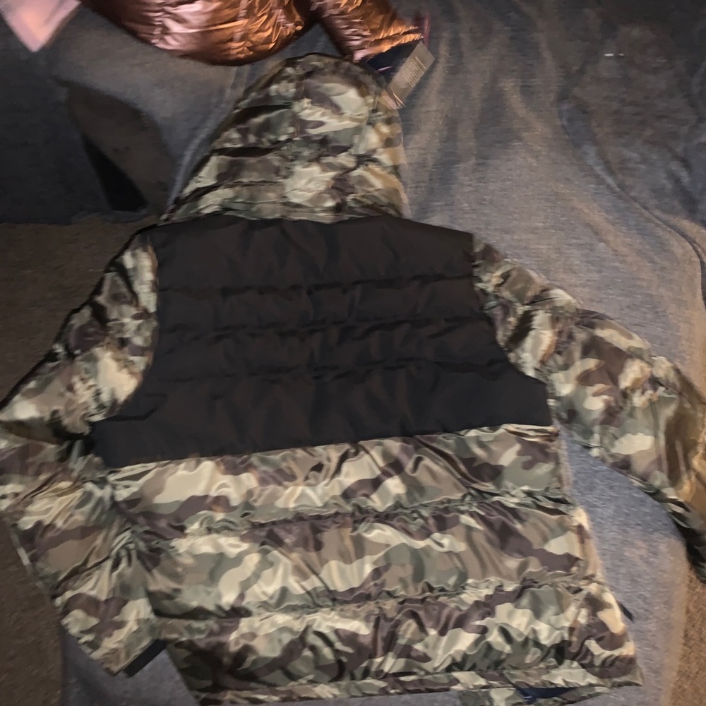 Tommy Hilfiger camo puffer jacket